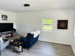 TV
