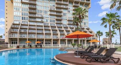 Charming Condo in a Beach Front Resort