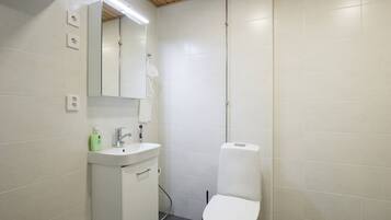 Doccia, asciugacapelli, bidet