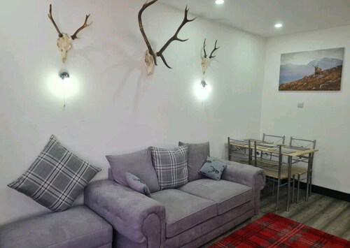 Remarkable 1-bed Apartment in Peebles