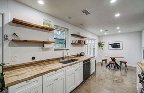 Fridge, microwave, oven, stovetop - Rustic Modern Escape | 4-BD/2-BA with Pool & Patio (Houston)
