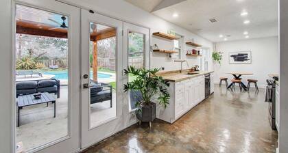 Rustic Modern Escape | 4-BD/2-BA with Pool & Patio