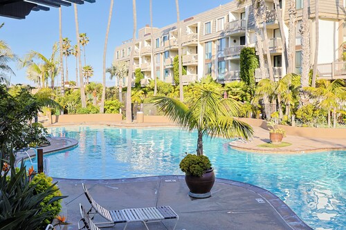 Beautifully Remodeled Ocean View Penthouse at North Coast Village!