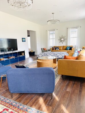 TV, ping pong, books