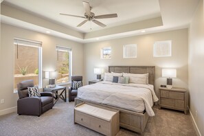 4 bedrooms, desk, iron/ironing board, travel crib