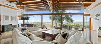 Infinity Pool Villa: Dual Ocean & Beach Views