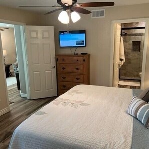 1 bedroom, iron/ironing board, free WiFi, bed sheets - High end interior and amazing patio and golf views in the heart of Ventana (Tucson)