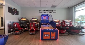 Spielezimmer