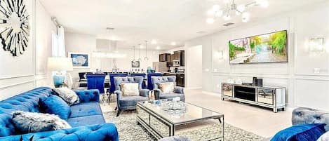 スマートテレビ、テーブルサッカー台