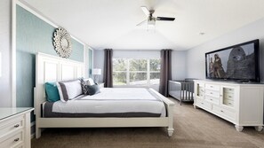 6 bedrooms, iron/ironing board, WiFi, bed sheets