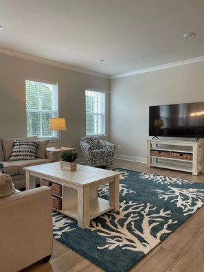 TV connectée, baby-foot, table de tennis de table