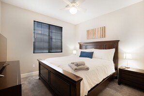 2 camere, ferro/asse da stiro, Wi-Fi gratuito, lenzuola