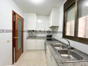 Fridge, microwave, oven, coffee/tea maker