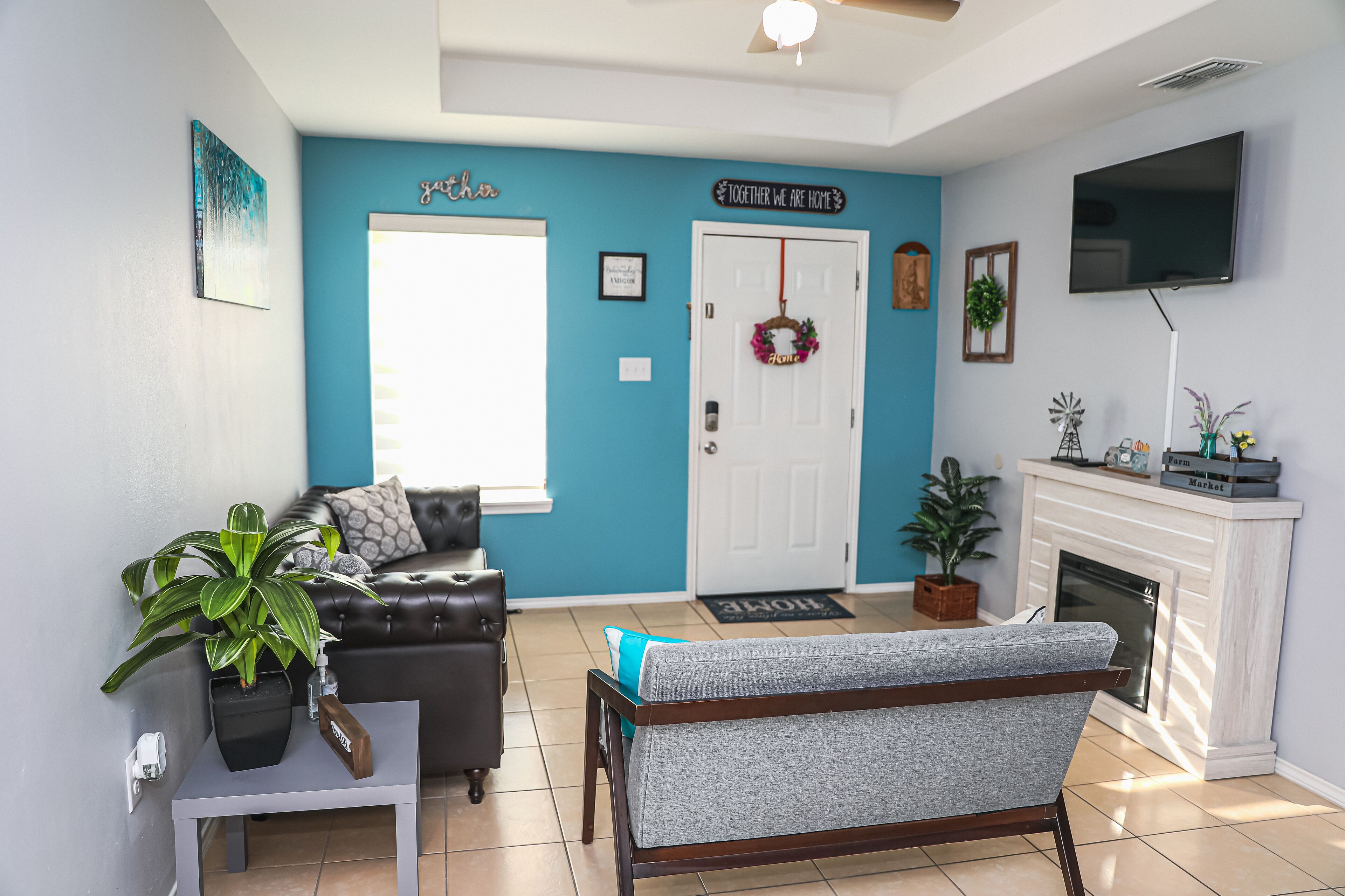 Casa Roble. Downtown Brownsville 