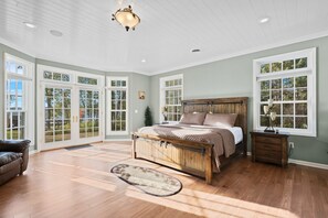 5 Schlafzimmer, Bügeleisen/Bügelbrett, Internetzugang, Bettwäsche