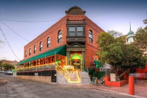 Exterior - Perfect Mountain View Getaway in Historic Bisbee! (Bisbee)