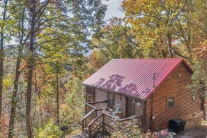 Exterior - Constellation Station - View, Hot Tub, Fireplace! (Gatlinburg)