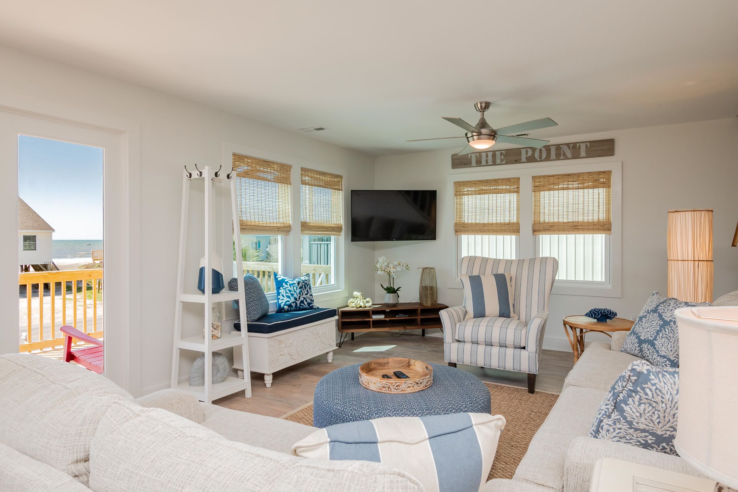 Barrycuda: Private Pool and Hot Tub - Ocean View, West Beach Home