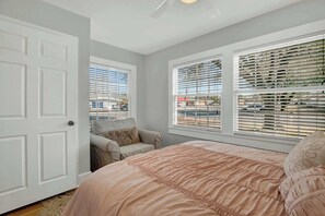 5 habitaciones, escritorio, tabla de planchar con plancha y wifi gratis