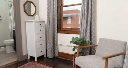 Stylish historic loft near downtown