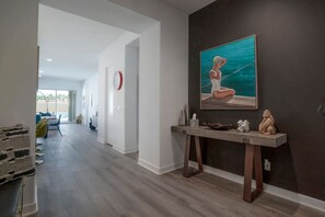 Interior - Flamingo Pond. PGA West (STADIUM course!)WALK to ERNIES!Brand new (La Quinta)