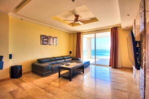 TV, offices - 7th Floor Direct Ocean View Penthouse -Parties OK. (Jacó)