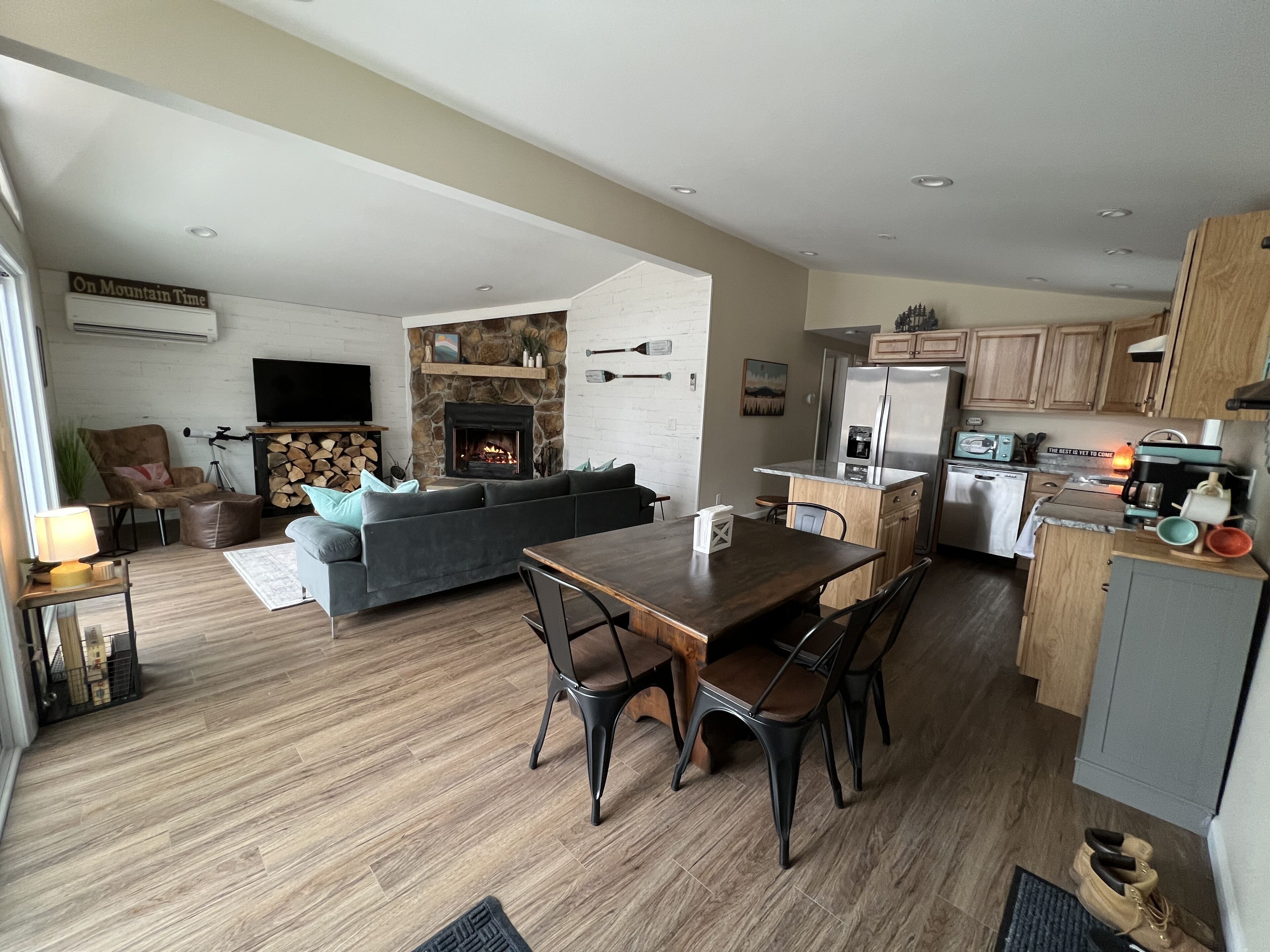 Masthope-Cozy Home-TONS OF AMENITIES-DOG FRIENDLY