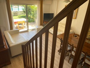Interior - Antibes, 80sqm, garden & swimming pool, 250 mt Plage de la Salis (Antibes)