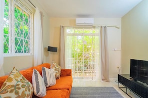 Smart TV - Musgrave AnneX - Cozy apartment close to restaurants and entertainment (Kingston)