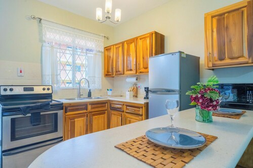 Musgrave AnneX  - Cozy apartment close to restaurants and entertainment