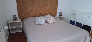 2 bedrooms, iron/ironing board