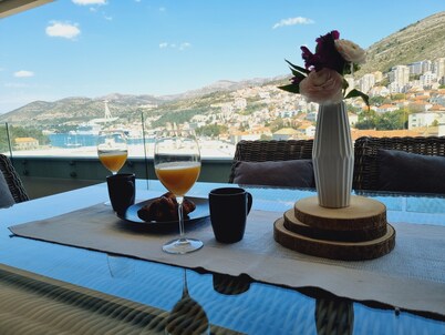 Luxury 2 Bedroom Apartment in Heart of Dubrovnik