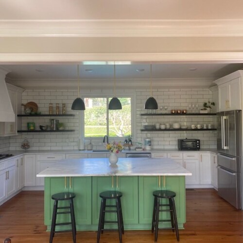 Spacious 5 bedroom, 7 bath Masters rental located 6 miles from course