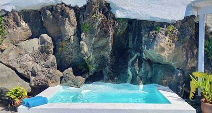 Casa Fontana, Pequeña Piscina Frente al Mar.