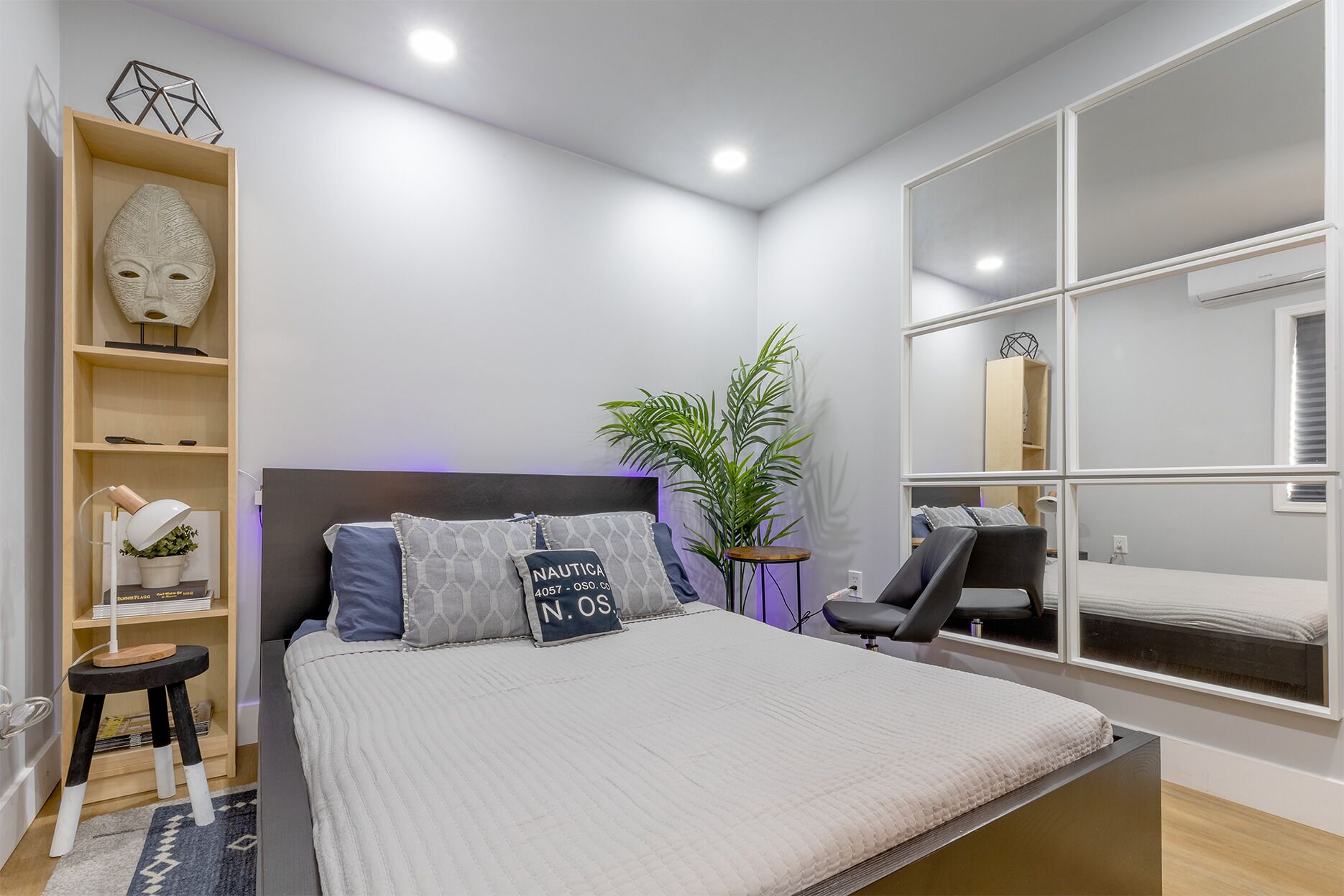 5 mins to Coral Gables/ Parking/ Fast Wi-Fi/ Laundry