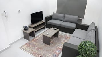 Family Apartment, 2 Bedrooms | Living area