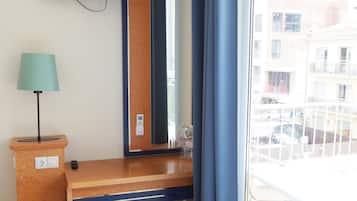 Panoramic Double Room | Desk, iron/ironing board (on request), free WiFi, bed sheets