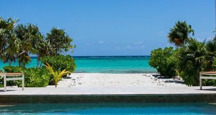 Elemni for 10 people Ocean Front, Beach, Pool, AC, Basic Car