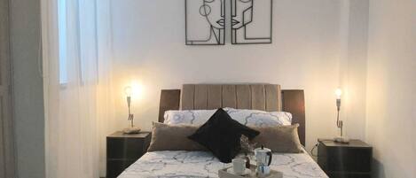 2 bedrooms, desk, iron/ironing board, free WiFi