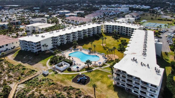 Exterior - Amazing Colony Reef  Oceanfront condo sleeps 8 - Heated Pool! Snowbirds welcome (St Augustine)