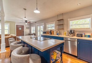 Fridge, microwave, oven, stovetop - Private Hot Tub! Rustic Retreat Along Douglas Lake (Sevierville)