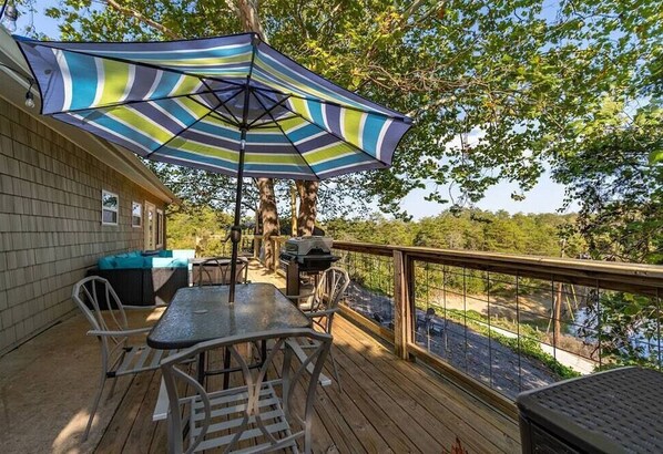 Outdoor dining - Private Hot Tub! Rustic Retreat Along Douglas Lake (Sevierville)