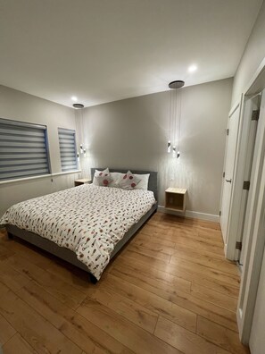 2 chambres, fer et planche à repasser, Wi-Fi gratuit, draps fournis