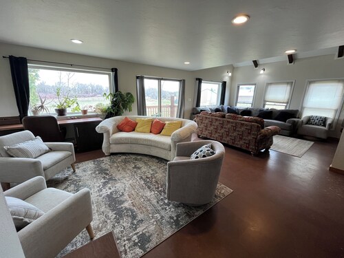Spacious House North of Gunnison