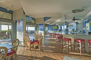 Bar (in der Unterkunft)