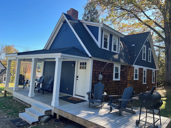 Exterior - Located steps away to town park, hiking, popular & nationally recognized Main St (Littleton)