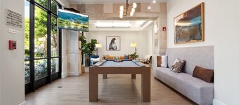 Modern Luxe 1bd/1bath Dream Apartment by Six Flag Magic Mountain/ Santa Clarita