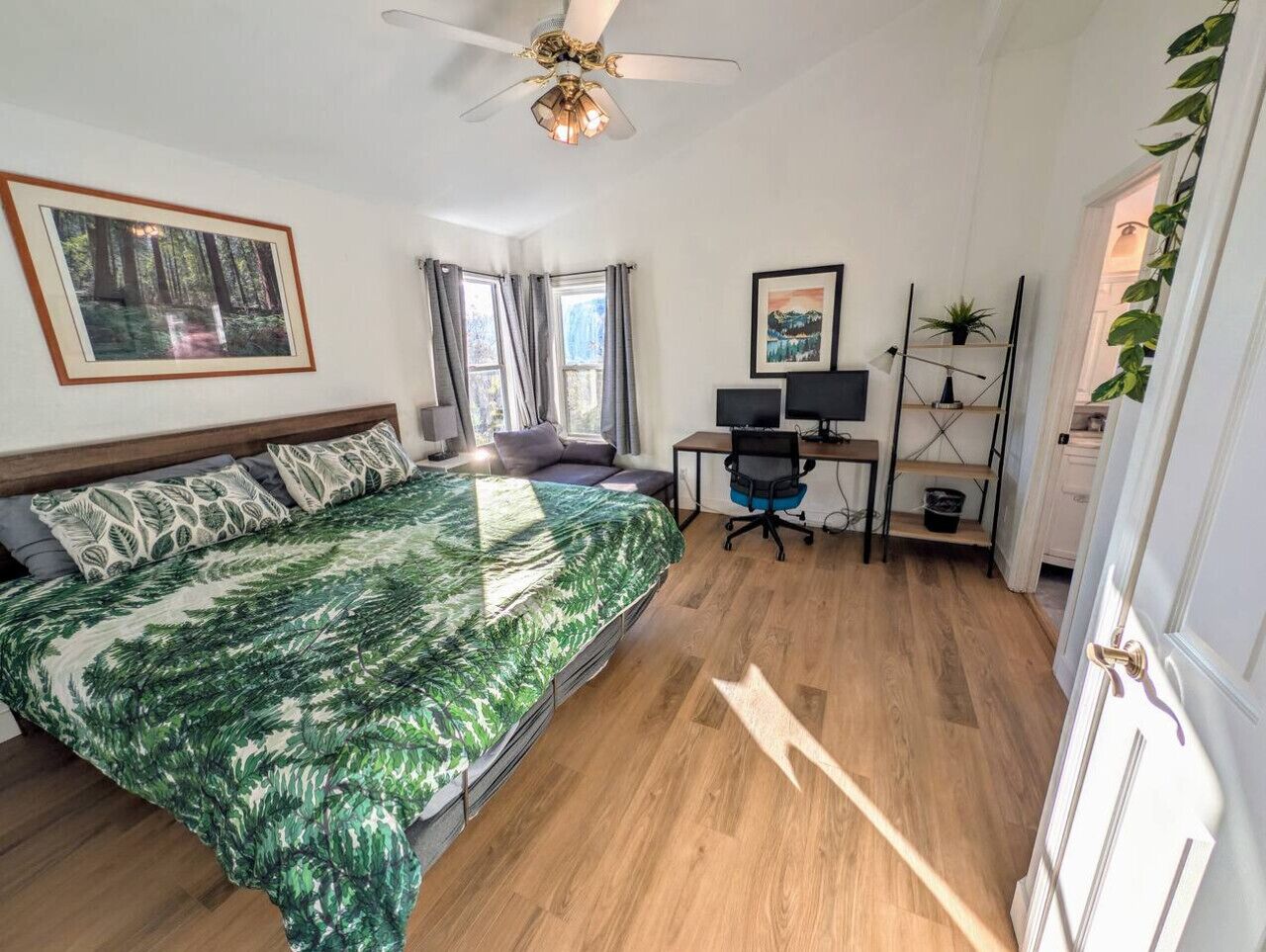 3 dormitorios, escritorio, tabla de planchar con plancha y wifi gratis