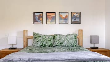 3 Schlafzimmer, Schreibtisch, Bügeleisen/Bügelbrett, kostenloses WLAN
