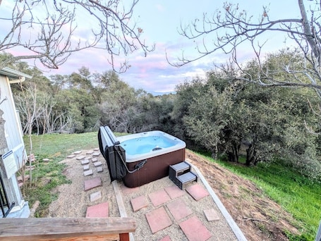 Outdoor spa tub. 8 Acre Spa Retreat | BBQ, Patio, Views, 3BR